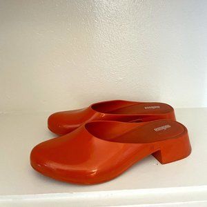Melissa slides